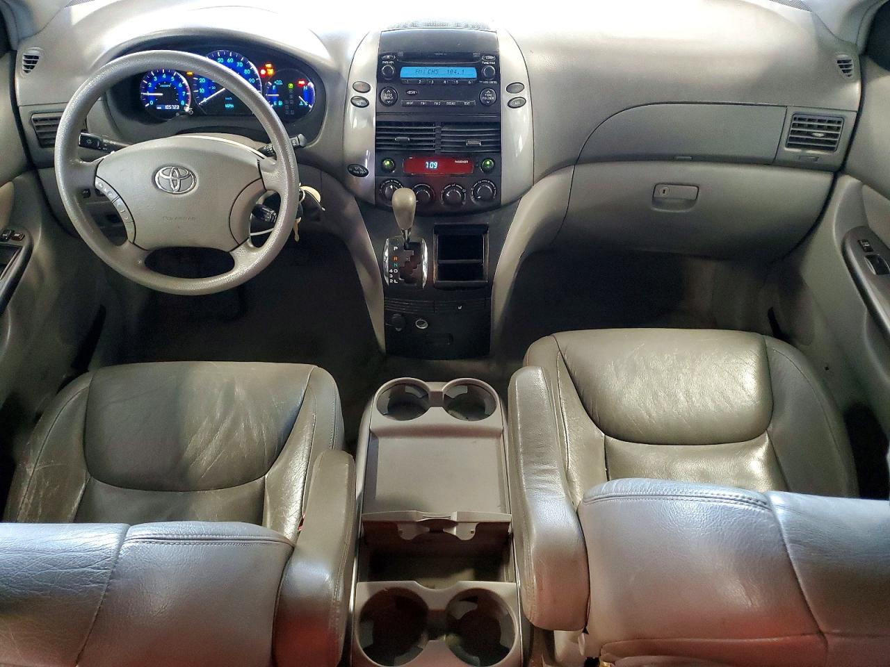 2006 Toyota Sienna Le 8 Passenger Blue vin: 5TDZA23C96S561941