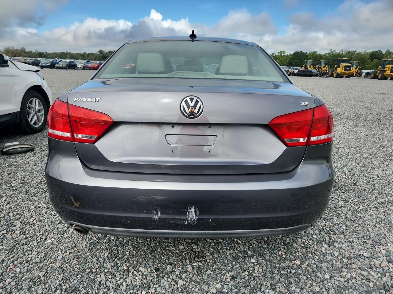 2012 Volkswagen Passat Se Gray vin: 1VWBH7A32CC031916