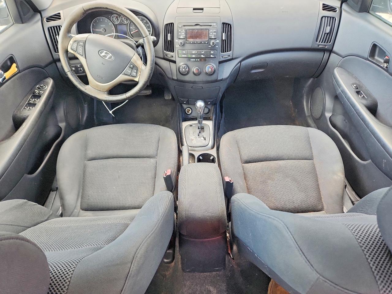 2009 Hyundai Elantra Touring Gray vin: KMHDC86E49U041906