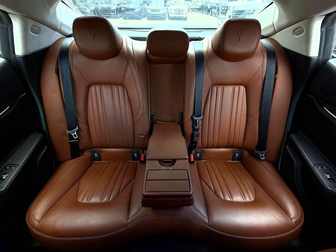 2015 Maserati Ghibli Gray vin: ZAM57XSA9F1134858