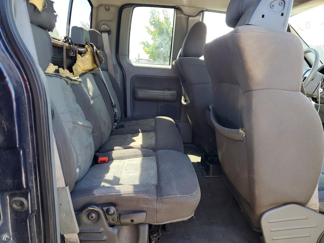 2005 Ford F150 Blue vin: 1FTPX12505NA24446