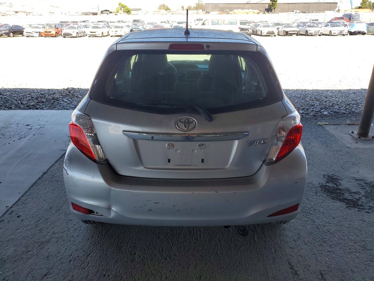 2014 Toyota Yaris 5-door L Fleet Gray vin: VNKKTUD31EA007012