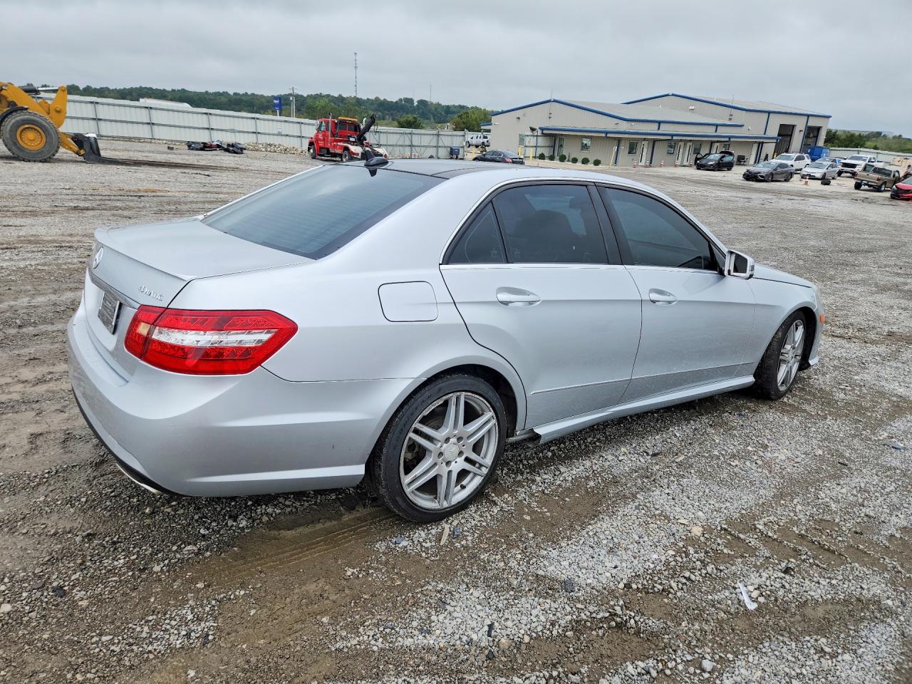 2011 Mercedes-benz E 350 4matic Серебряный vin: WDDHF8HB1BA299085