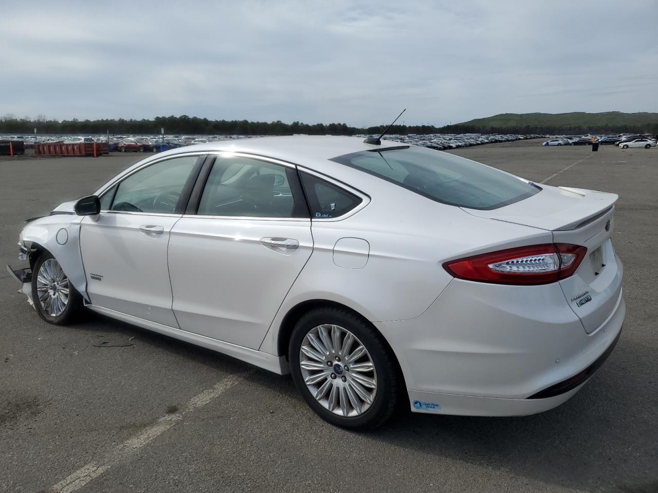 2014 Ford Fusion Titanium Phev Белый vin: 3FA6P0SU4ER382696