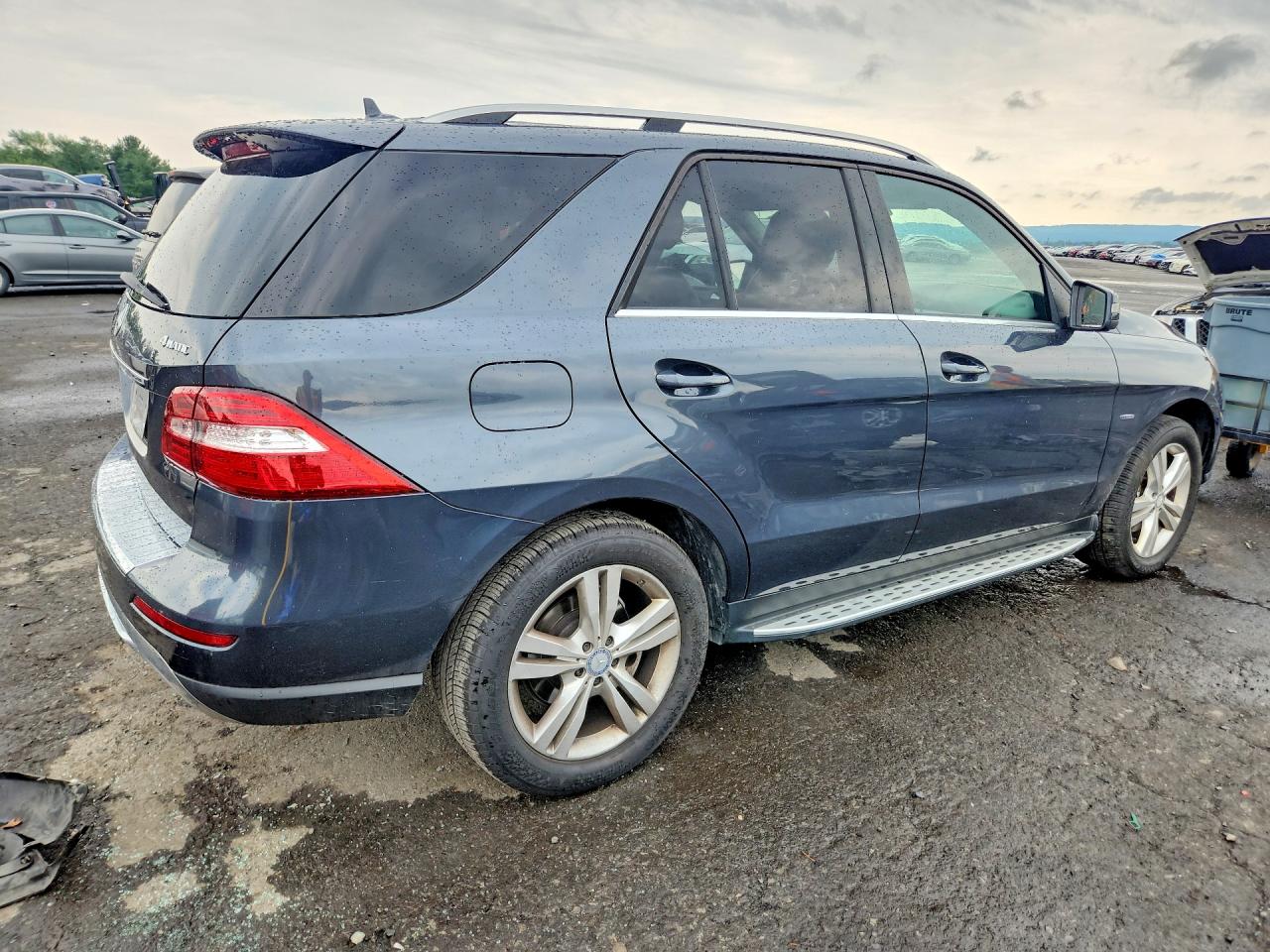 2012 Mercedes-benz Ml 350 4matic Gray vin: 4JGDA5HB2CA042763