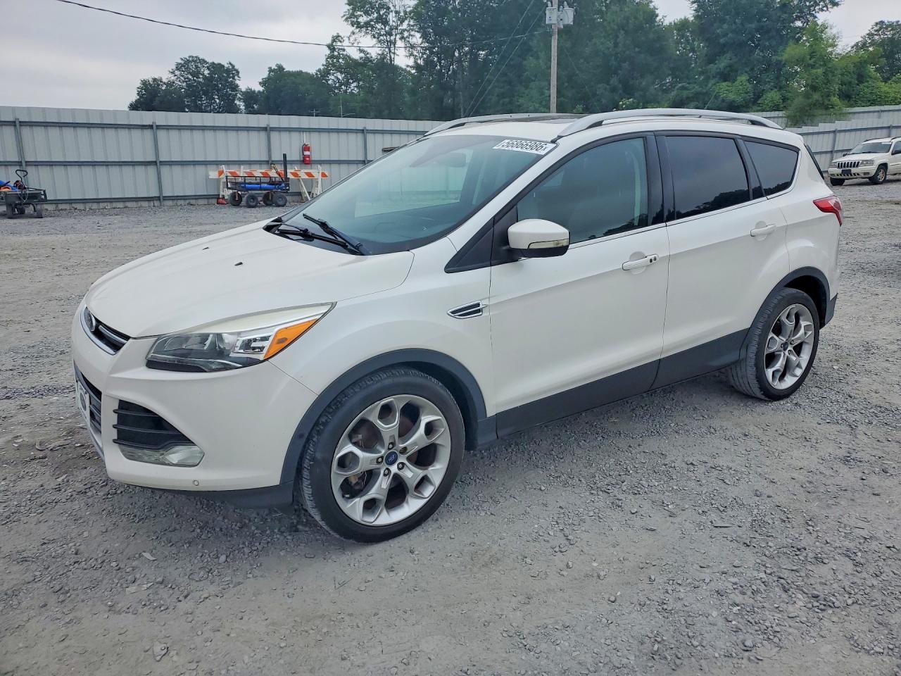 2015 Ford Escape Titanium White vin: 1FMCU0J95FUB04785