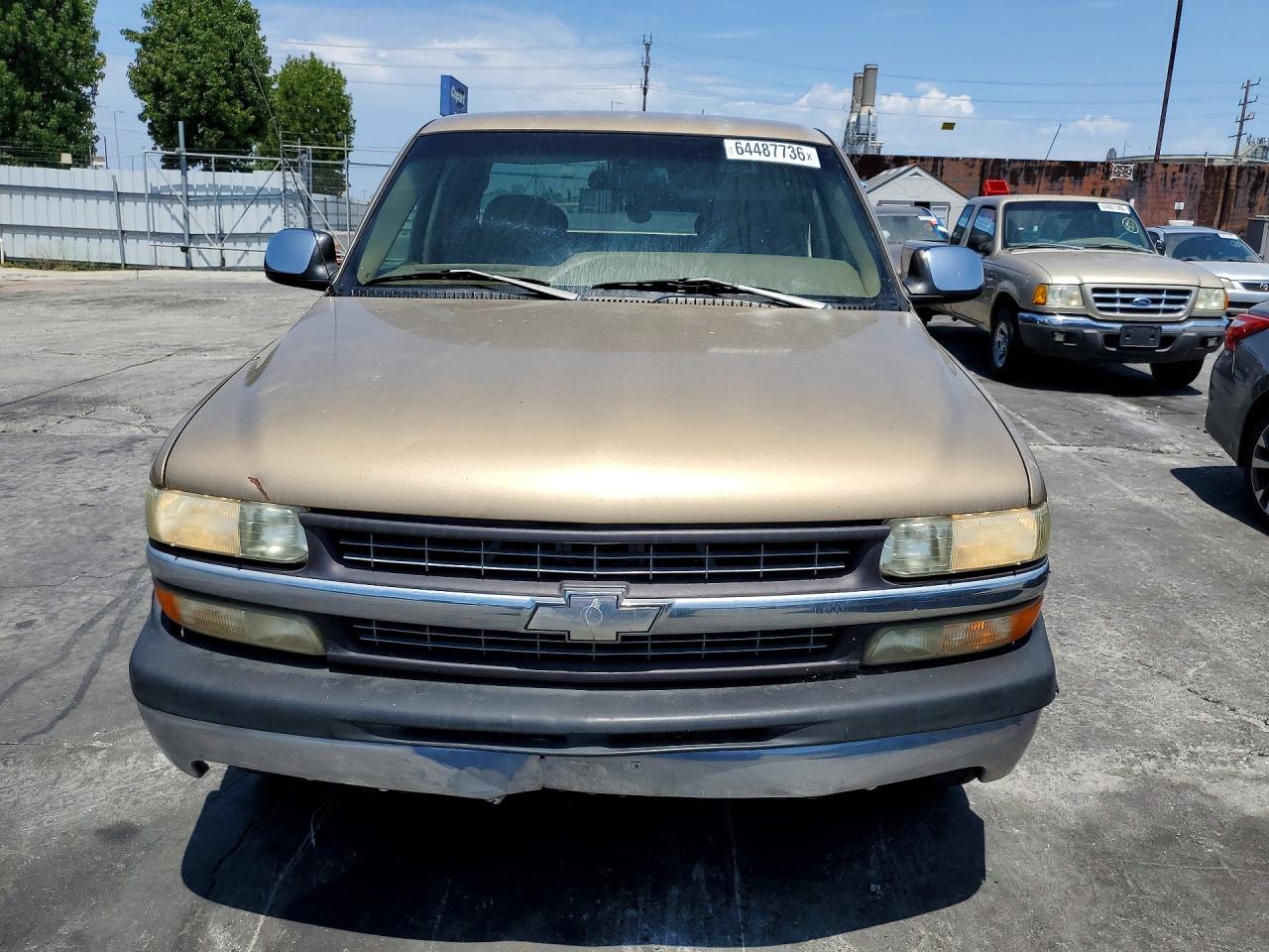 2000 Chevrolet Silverado C1500 Gold vin: 2GCEC19TXY1161584