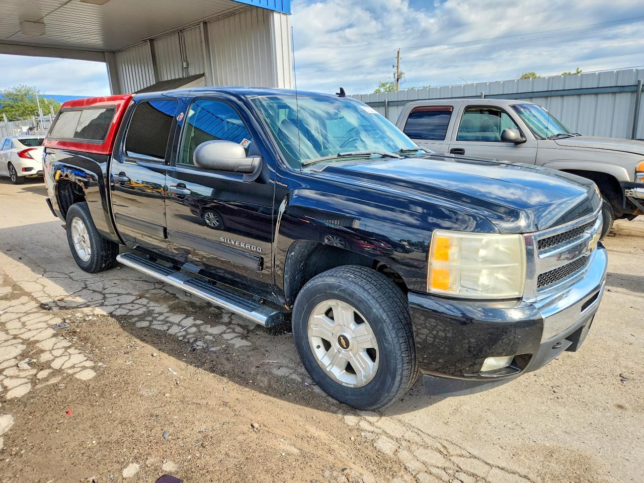 2011 Chevrolet Silverado K1500 Lt Black vin: 3GCPKSE32BG373272