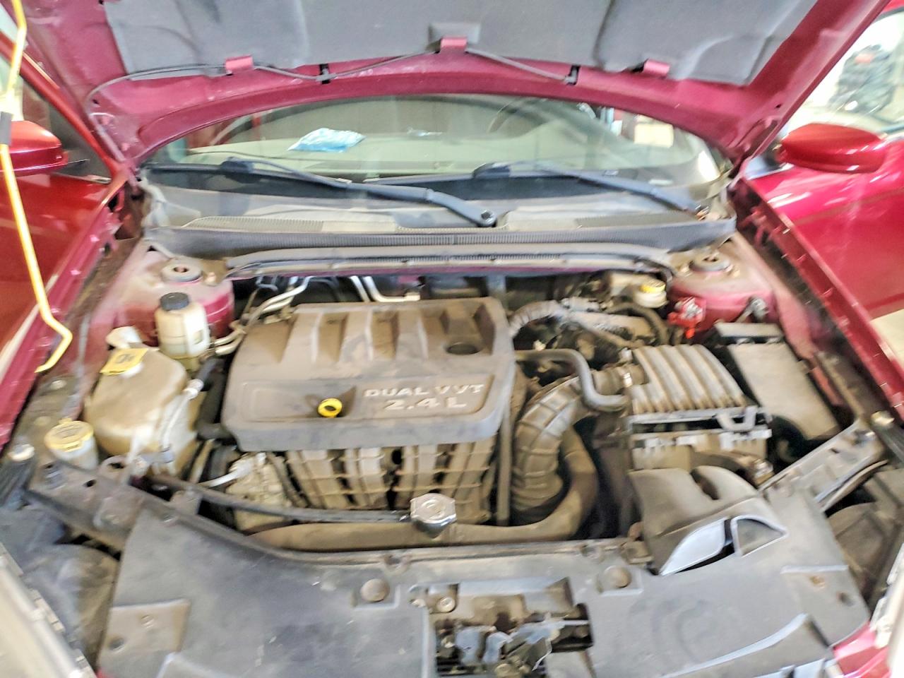 2012 Chrysler 200 Touring Red vin: 1C3CCBBB4CN168556