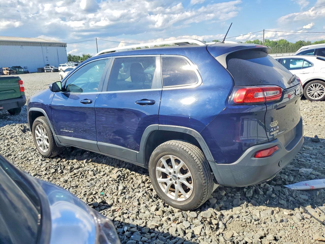 2014 Jeep Cherokee Latitude Blue vin: 1C4PJMCS8EW320252