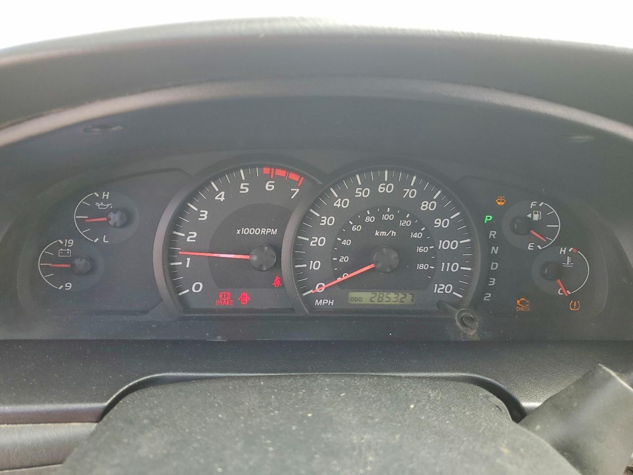2006 Toyota Tundra Double Cab Sr5 White vin: 5TBDT44156S518932