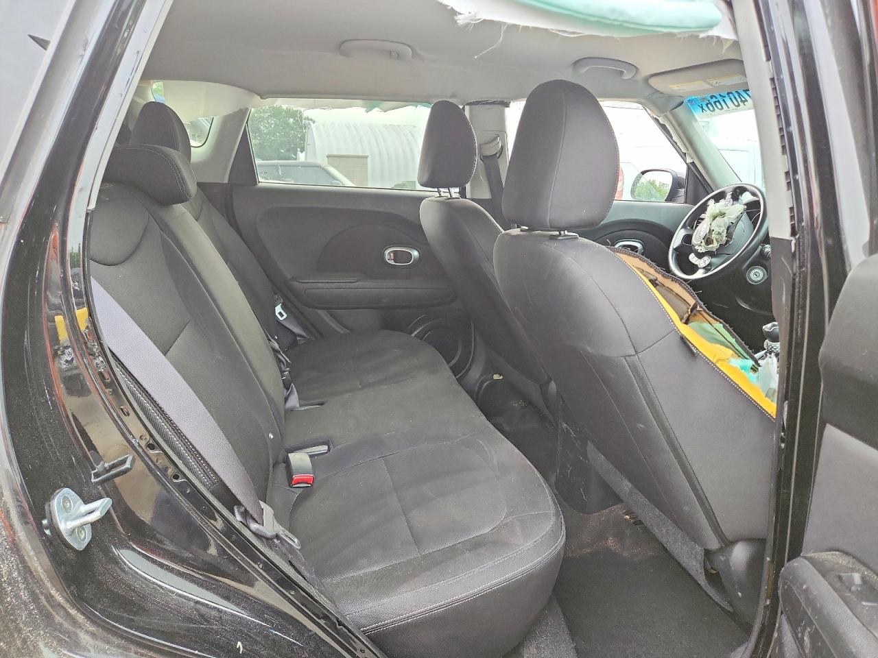 2015 Kia Soul Base Black vin: KNDJN2A29F7151596