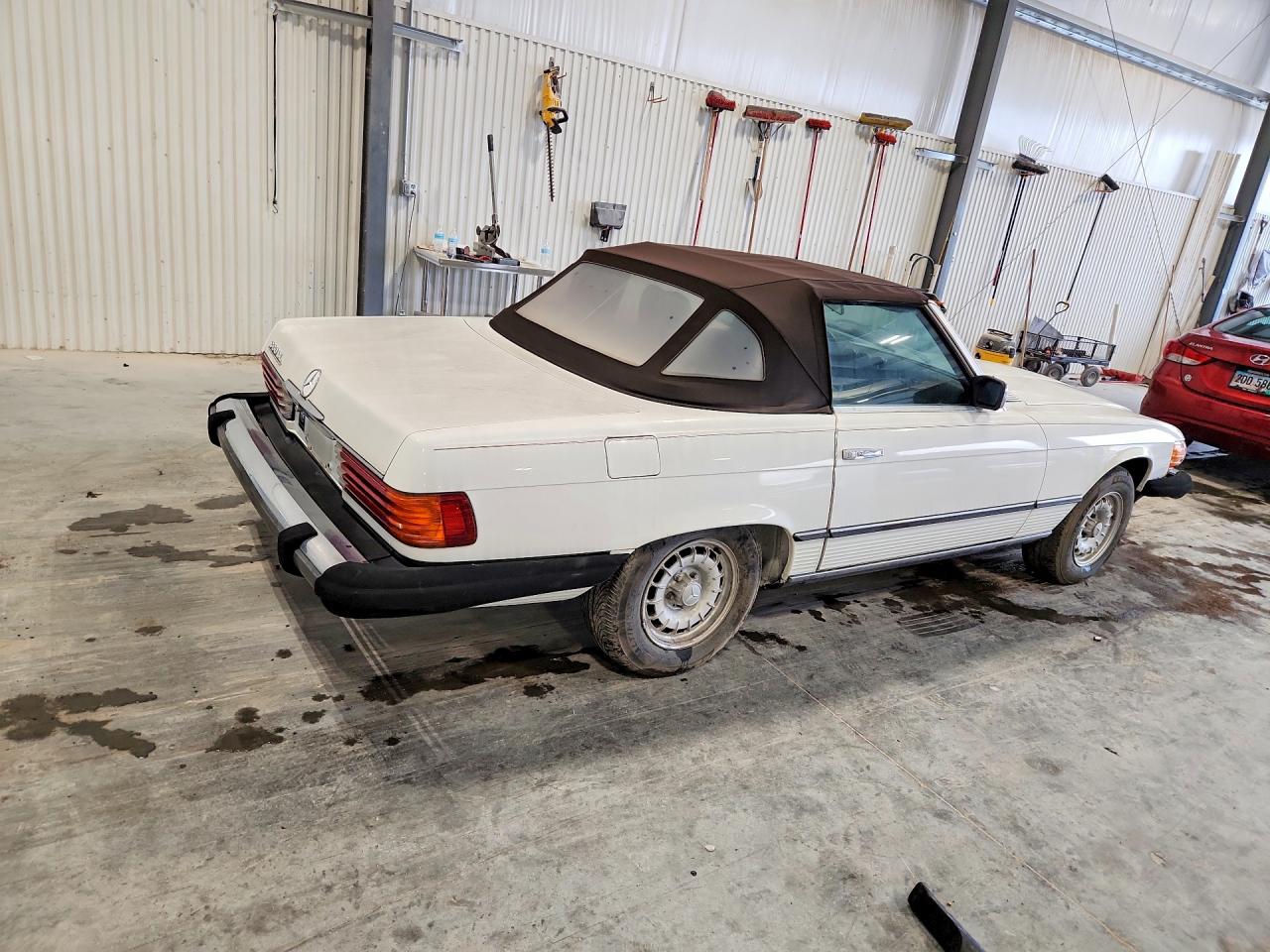 1983 Mercedes-benz 380 Sl White vin: WDBBA45A9DB022361