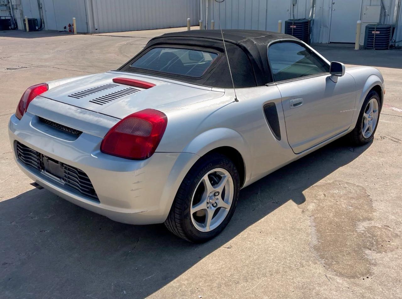 2000 Toyota Mr2 Spyder Silver vin: JTDFR3203Y0018812