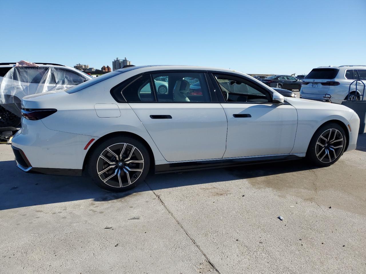 2024 Bmw 750 Xe Белый vin: WBA43EH05RCP30909