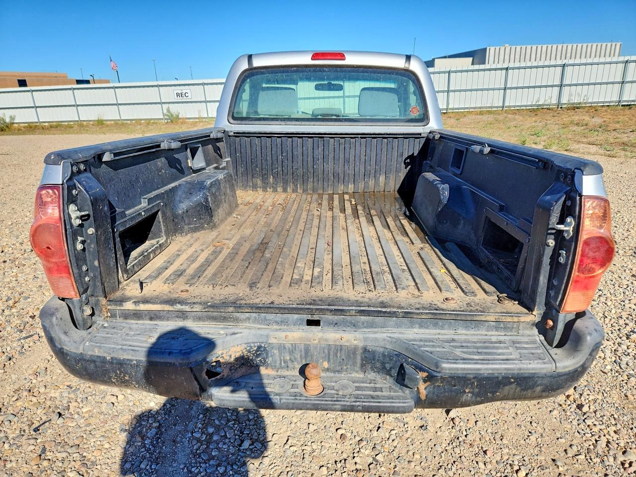 2008 Toyota Tacoma Base Silver vin: 5TENX22N38Z562802