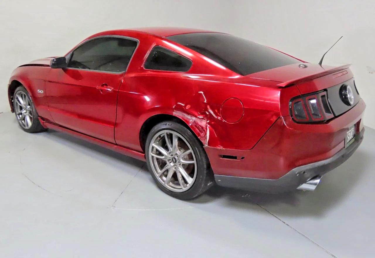 2014 Ford Mustang Gt Красный vin: 1ZVBP8CF0E5321594