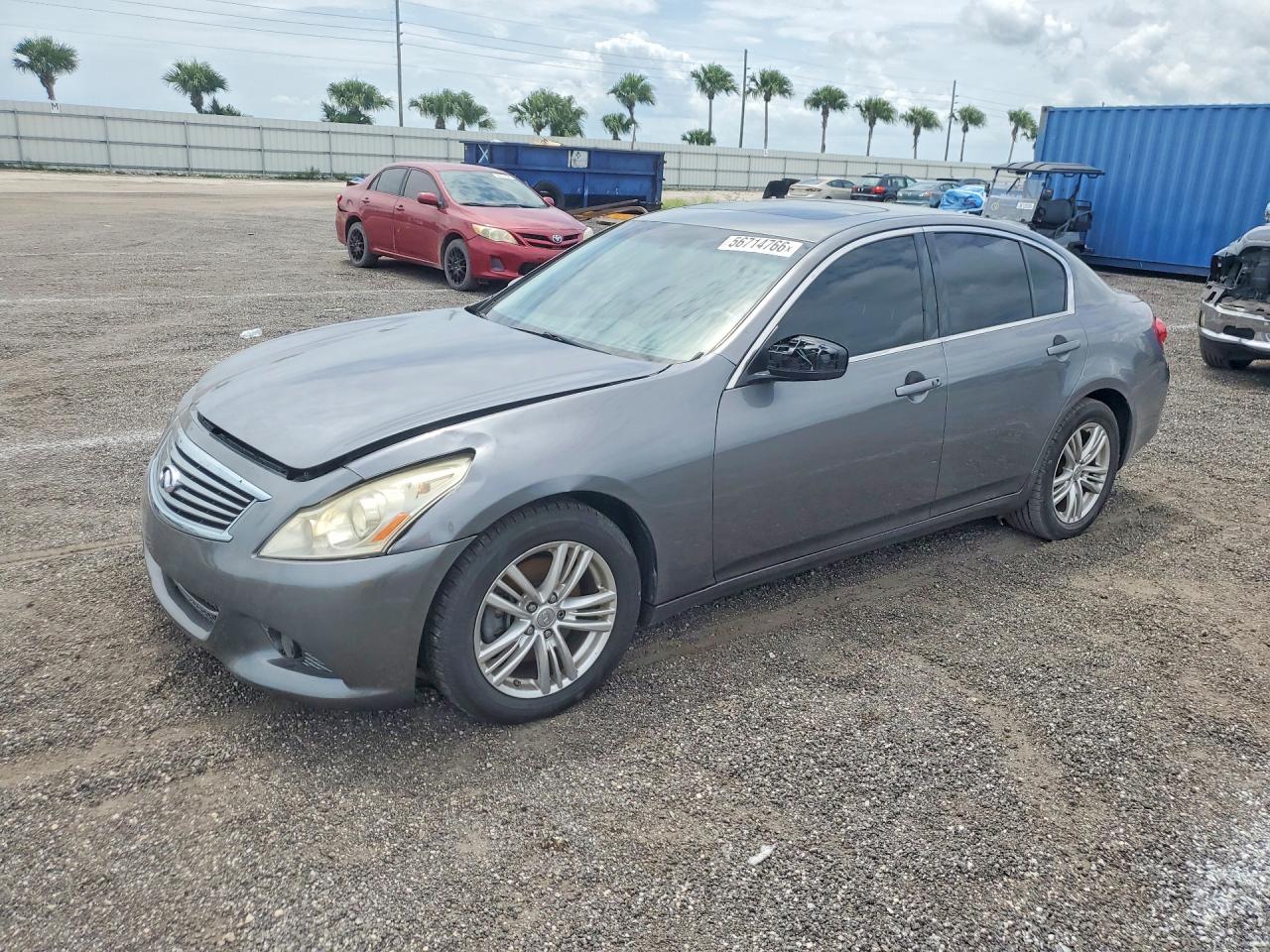 2015 Infiniti Q40 Base Gray vin: JN1CV6AR4FM520656