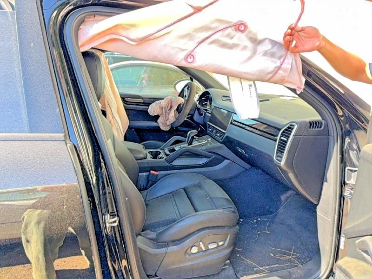 2021 Porsche Cayenne Black vin: WP1AA2AY9MDA03803