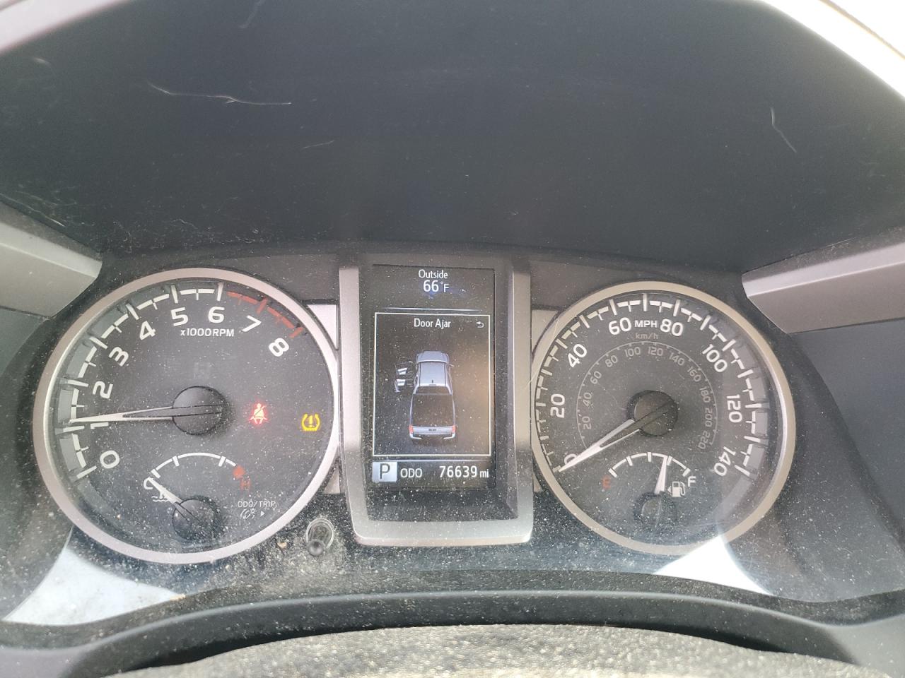 2016 Toyota Tacoma Double Cab Красный vin: 3TMAZ5CN3GM002153