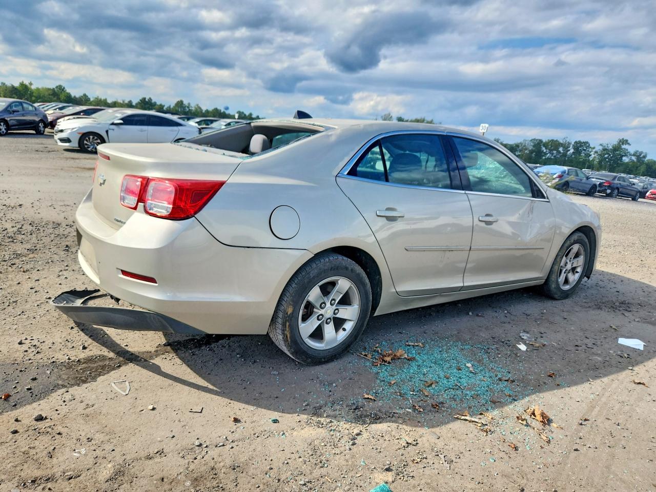 2013 Chevrolet Malibu Ls Tan vin: 1G11B5SA6DF188990