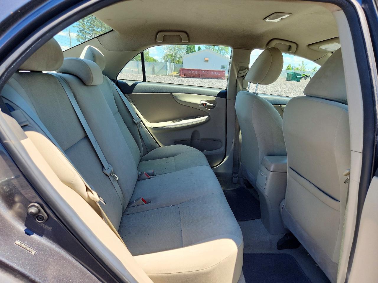 2011 Toyota Corolla Le Gray vin: 2T1BU4EE4BC725408