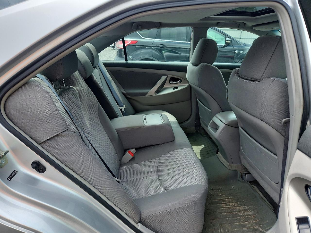 2009 Toyota Camry Se Silver vin: 4T1BE46K29U324904