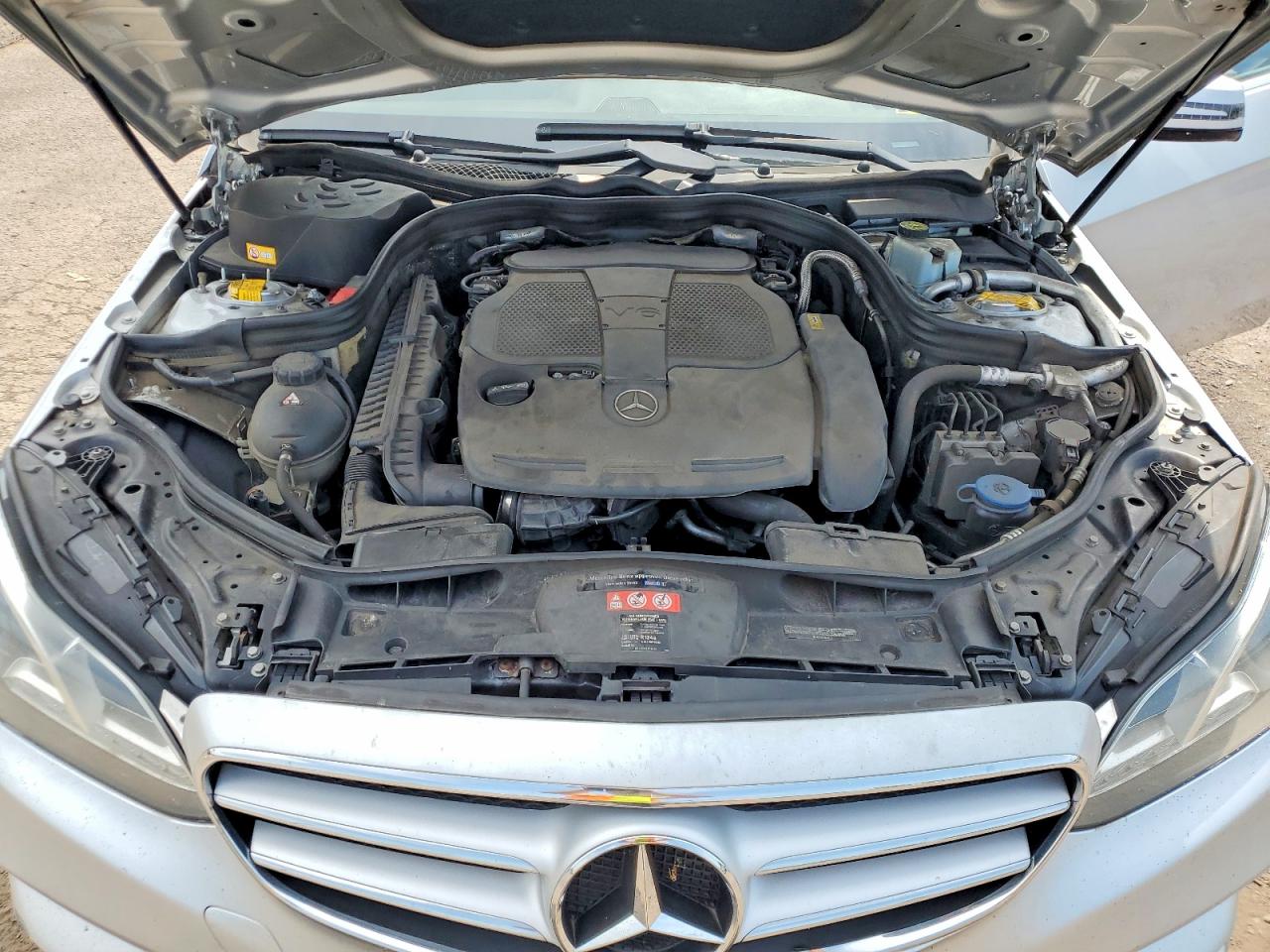 2014 Mercedes-benz E 350 4matic Серебряный vin: WDDHF8JB2EA919599