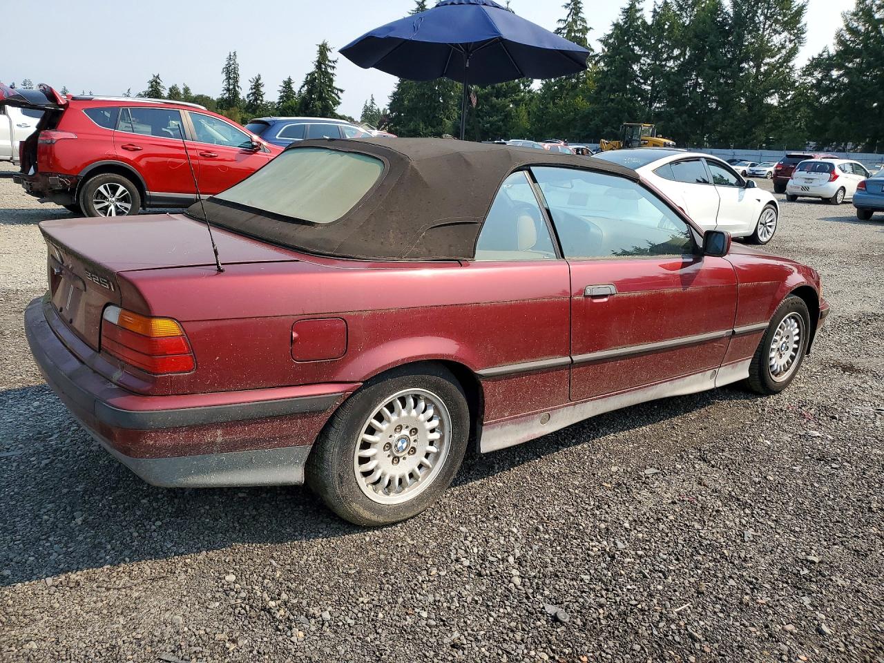 1994 Bmw 325 Ic Automatic Red vin: WBABJ6323RJD32950