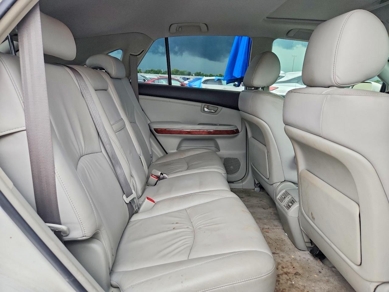 2004 Lexus Rx 330 White vin: JTJHA31U840065166