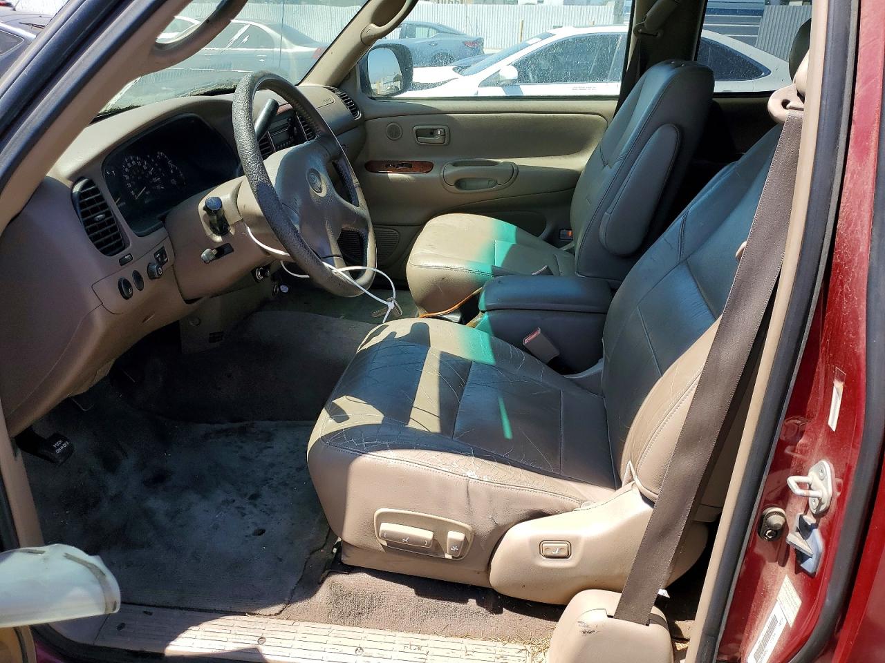 2002 Toyota Tundra Access Cab Limited Red vin: 5TBBT48162S289561
