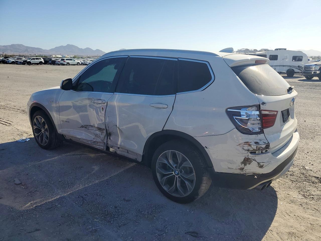 2015 Bmw X3 Xdrive28i White vin: 5UXWX9C57F0D57316