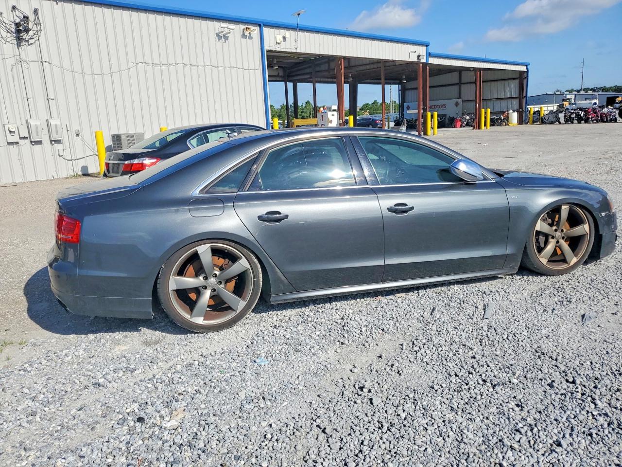 2014 Audi S8 Quattro Gray vin: WAUD2AFD1EN007994