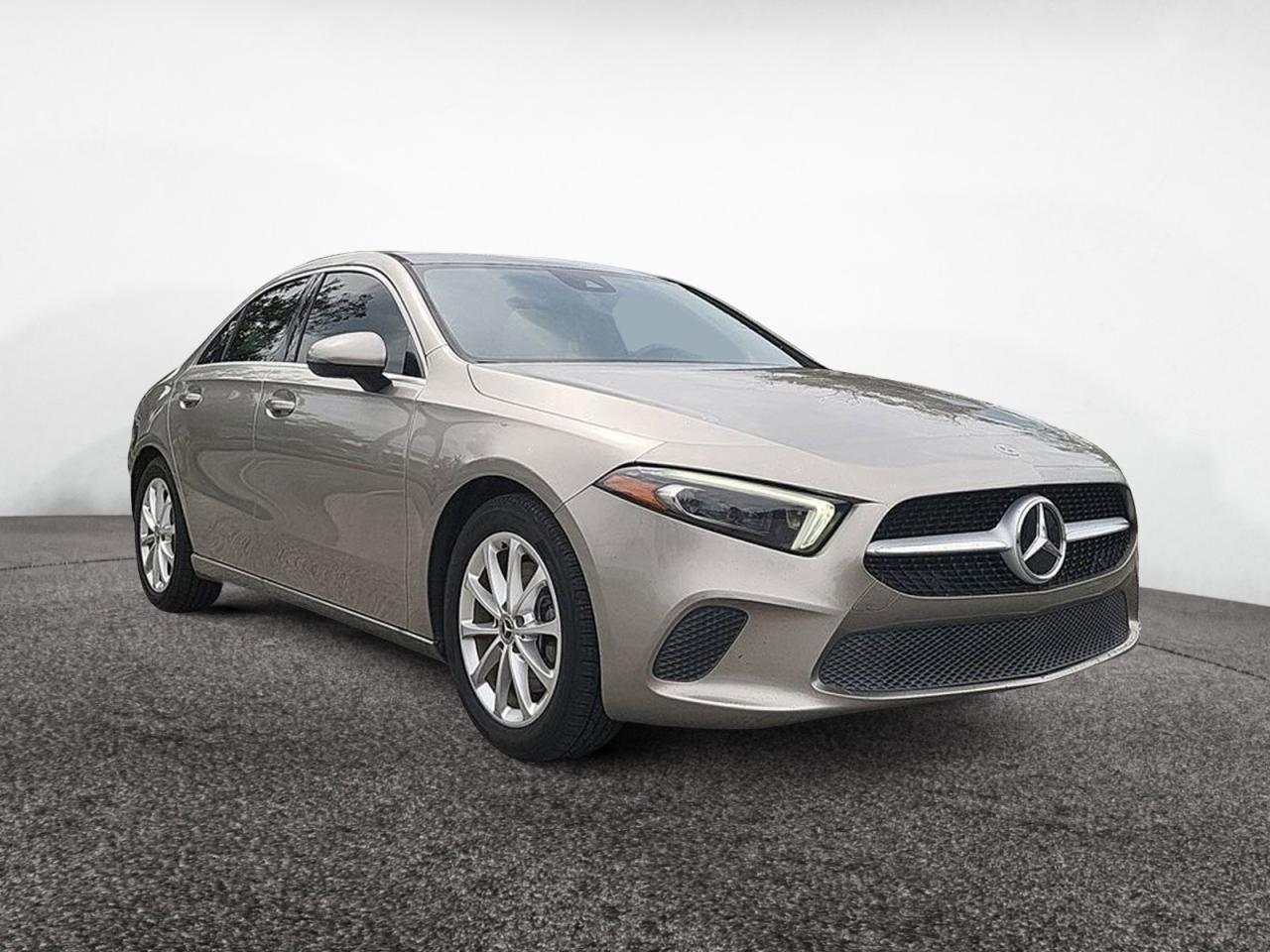 2021 Mercedes-benz A 220 Бежевый vin: W1K3G4EB2MJ262764
