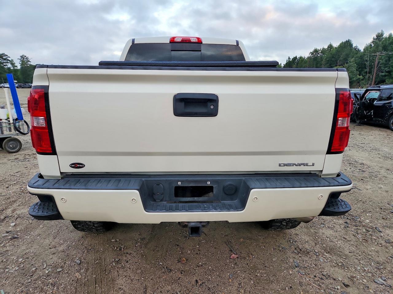2014 Gmc Sierra K1500 Denali White vin: 3GTU2WEC5EG339437