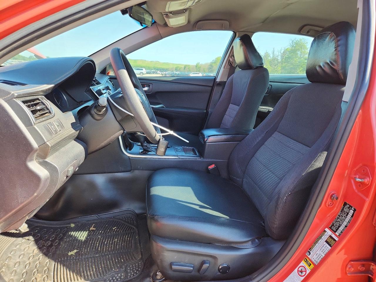 2015 Toyota Camry Hybrid Le Оранжевый vin: 4T1BD1FKXFU150710