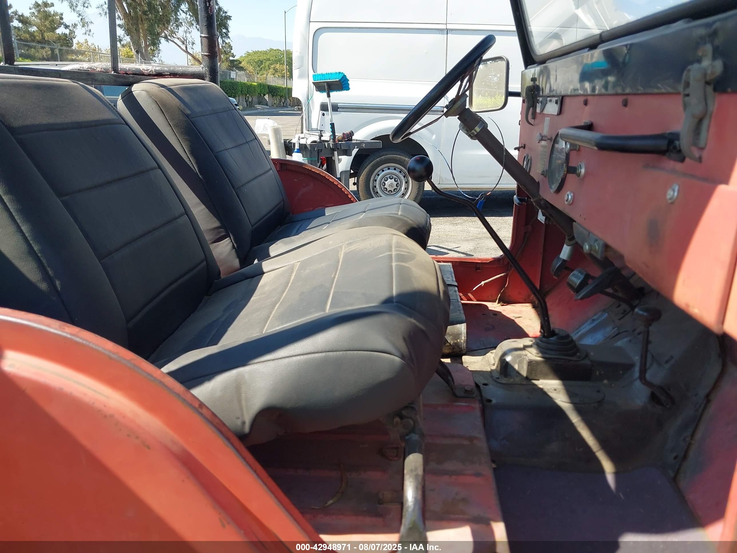 1967 Jeep Cj-5   Красный vin: 8305AS225061     