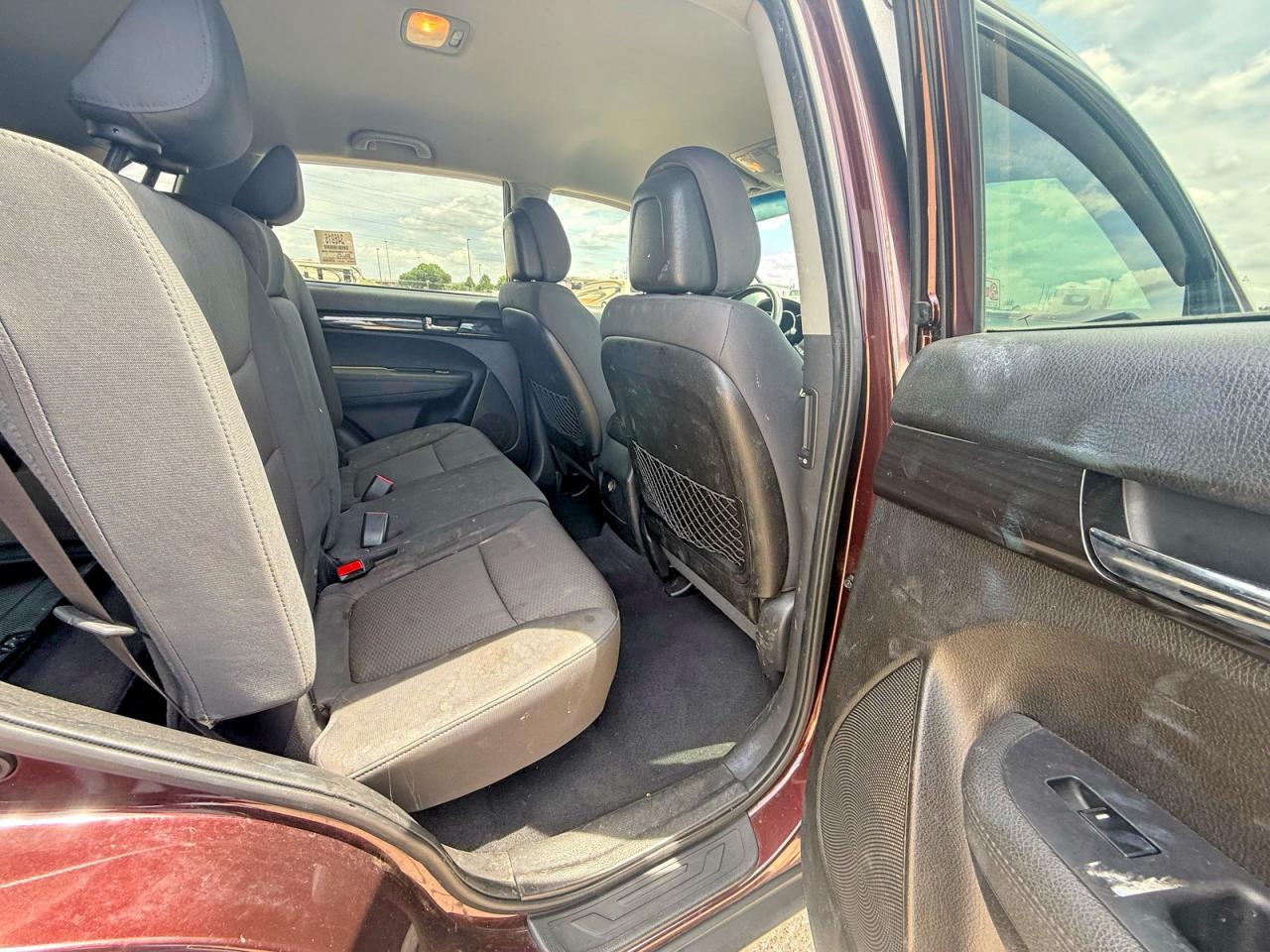 2013 Kia Sorento Lx Purple vin: 5XYKT3A68DG391838