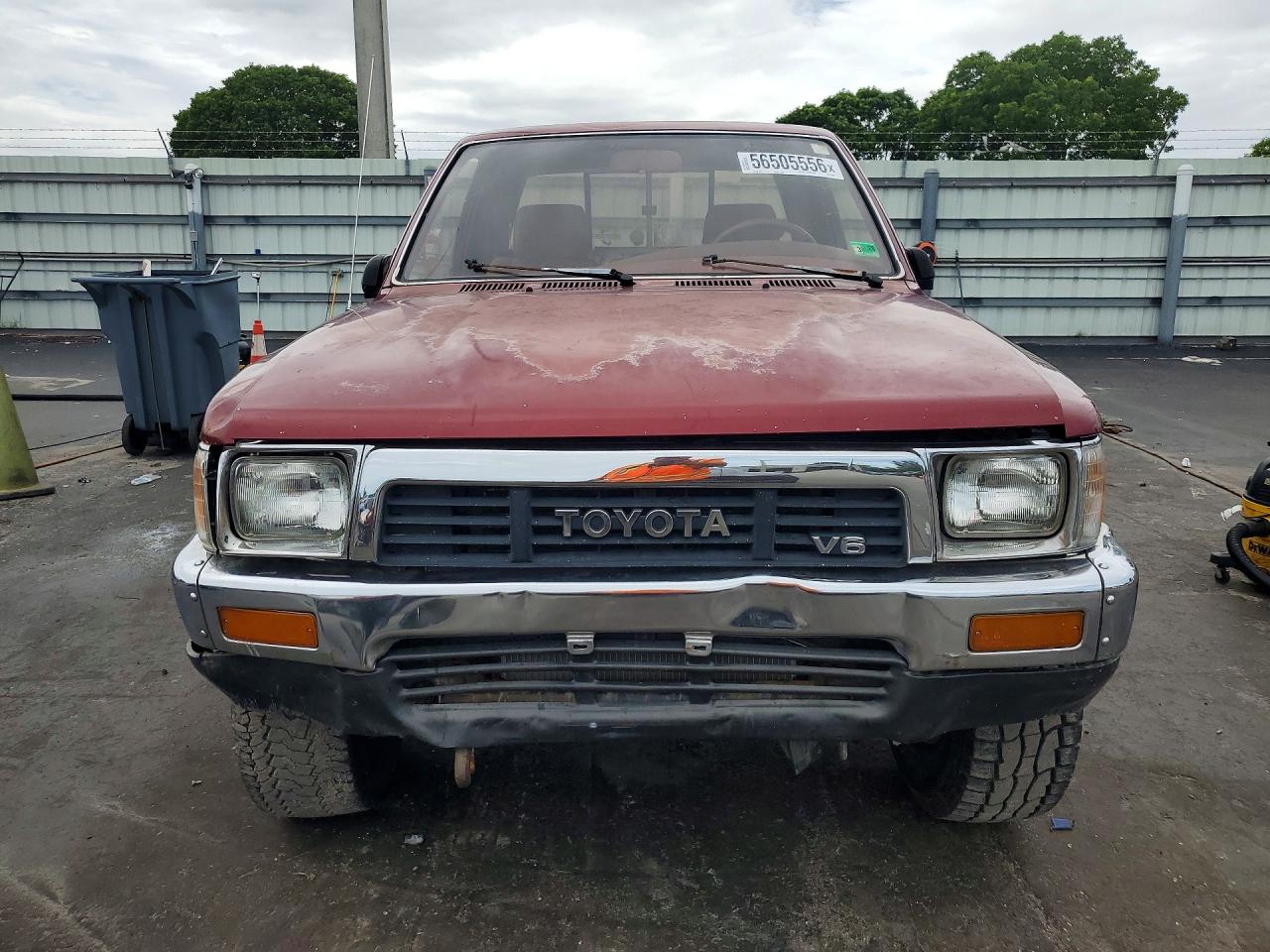 1990 Toyota Pickup 1 Ton Long Bed Dlx Burgundy vin: JT4VN13G8L5029209