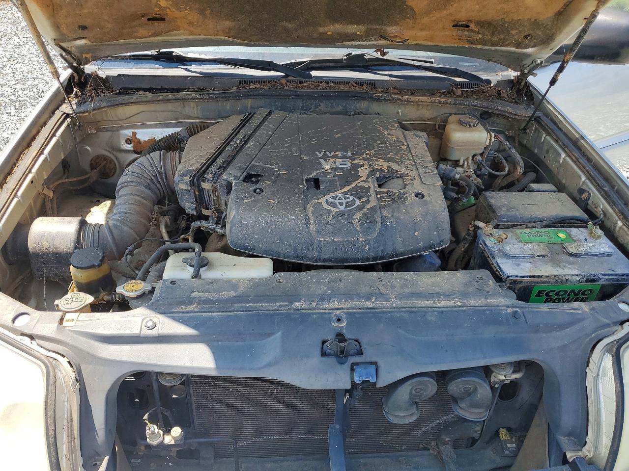 2005 Toyota 4runner Sr5 Silver vin: JTEBU14R058040062