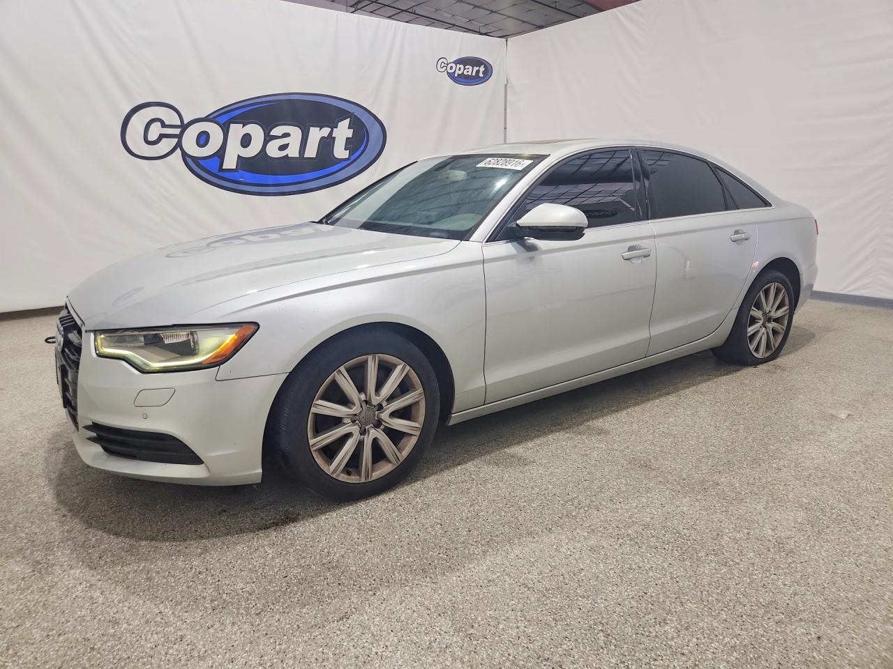 2014 Audi A6 Premium Plus Silver vin: WAUGFAFC8EN069451