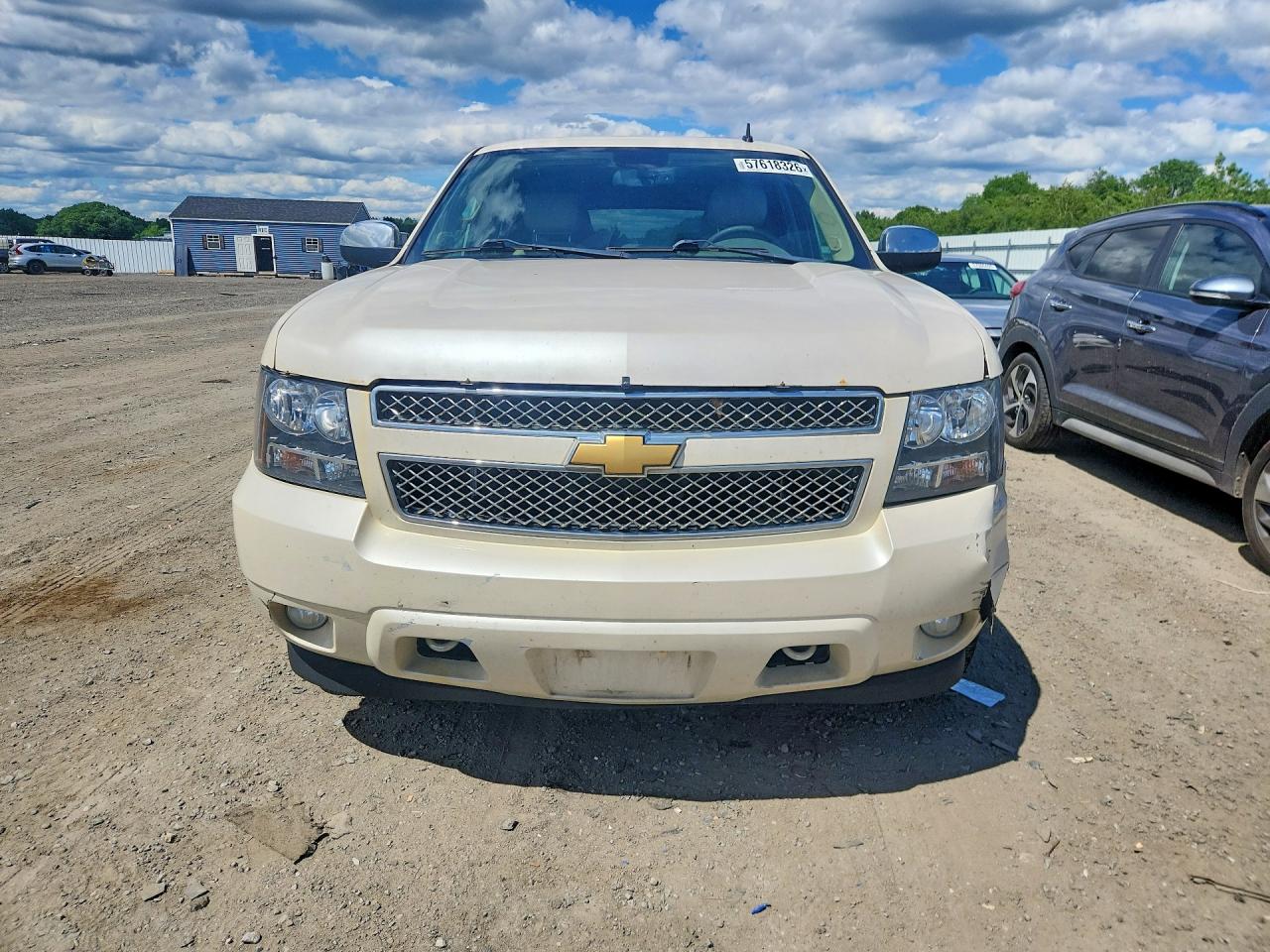 2013 Chevrolet Tahoe K1500 Ltz White vin: 1GNSKCE08DR225031