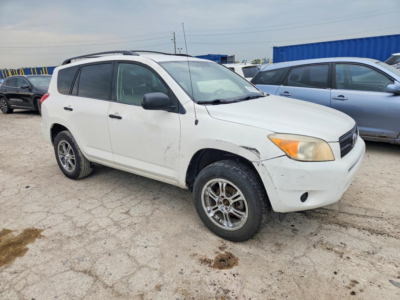 2007 Toyota Rav4 Base White vin: JTMZD33V175064792