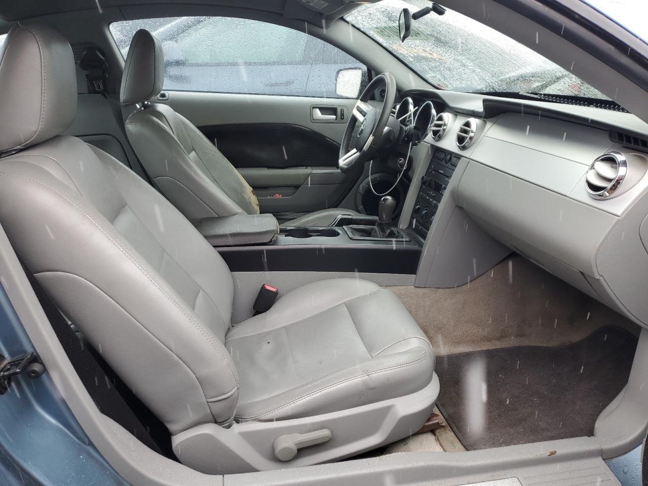 2007 Ford Mustang Blue vin: 1ZVFT80N675226419