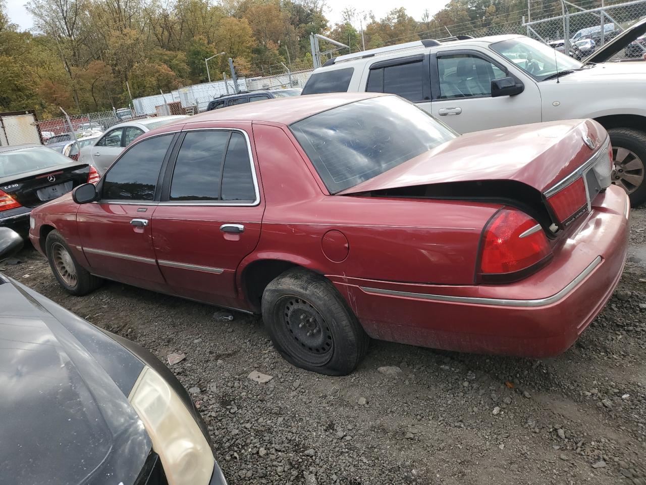 2000 Mercury Grand Marquis Ls Красный vin: 2MEFM75W3YX713135