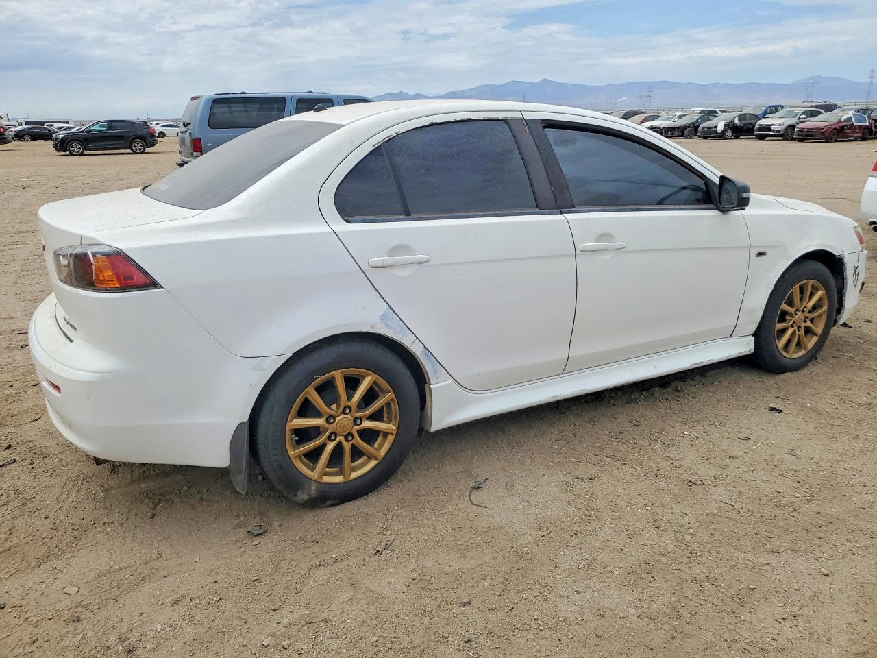 2015 Mitsubishi Lancer Es White vin: JA32U2FU3FU009732