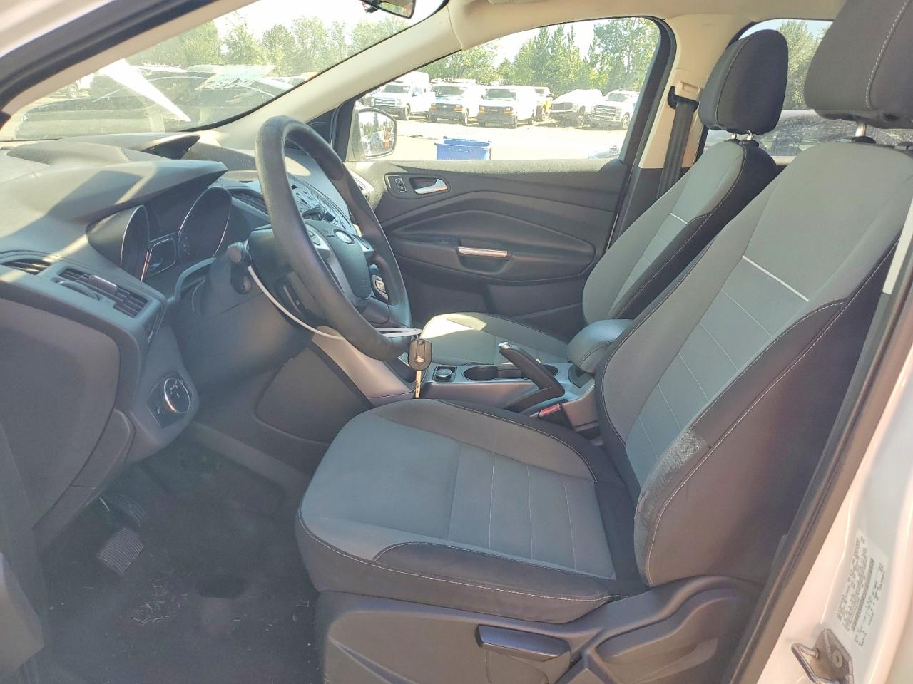 2013 Ford Escape Se Белый vin: 1FMCU0GX6DUC56481