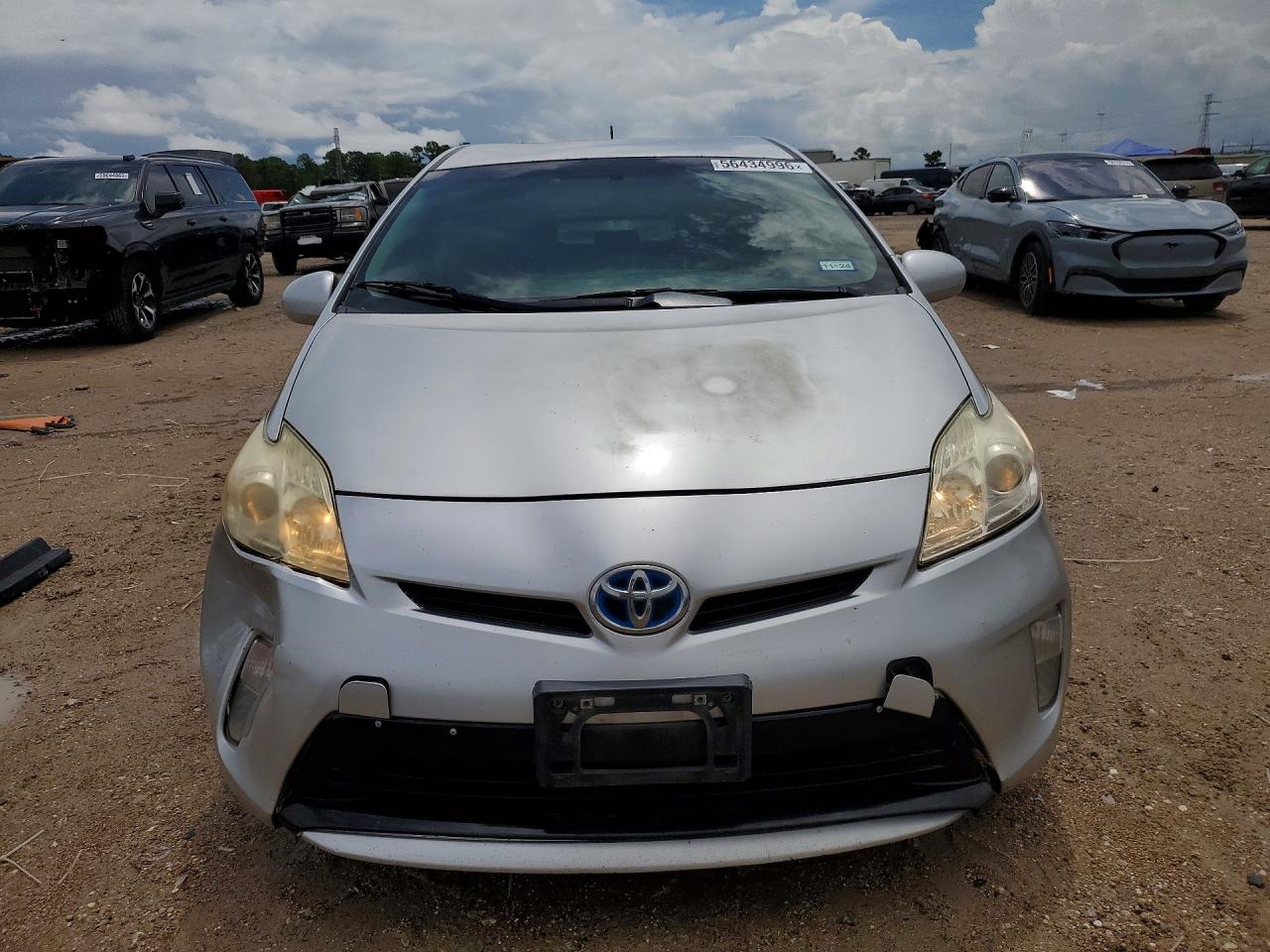 2015 Toyota Prius Two Silver vin: JTDKN3DU6F2001353