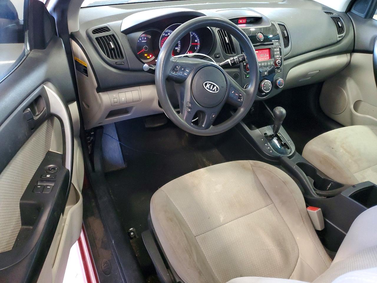 2010 Kia Forte Koup Ex Red vin: KNAFU6A24A5307612