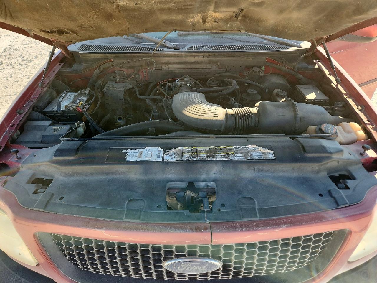 2001 Ford F150 Красный vin: 1FTRX17L11NA09206